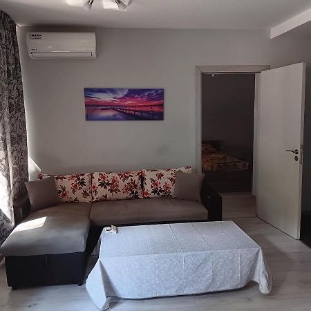 Melani 2 Apartment Plovdiv Ngoại thất bức ảnh