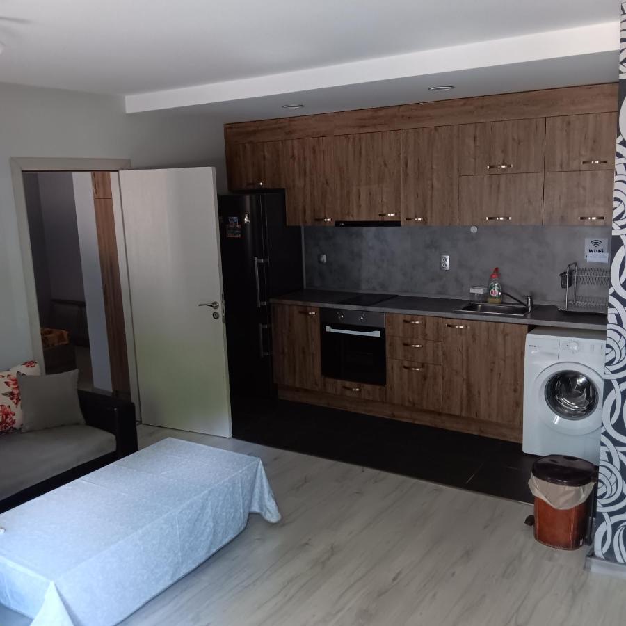 Melani 2 Apartment Plovdiv Ngoại thất bức ảnh